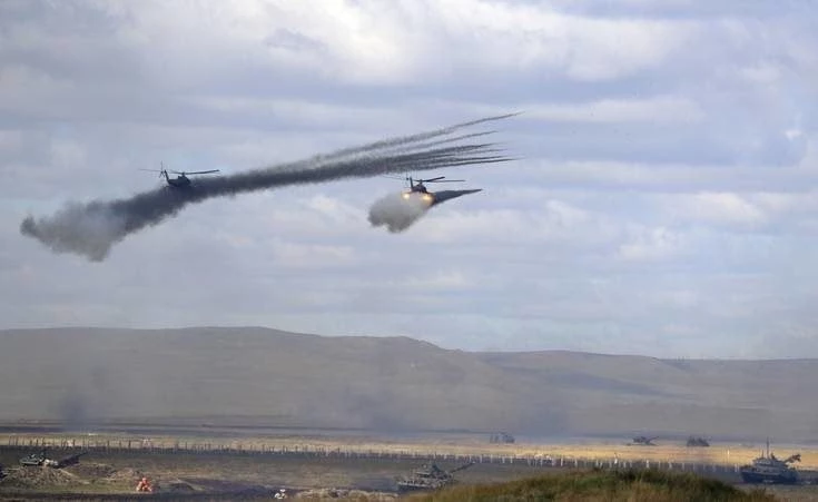 Εντυπωσιακές εικόνες από την στρατιωτική άσκηση «μαμούθ» Ρωσίας και Κίνας (βίντεο)